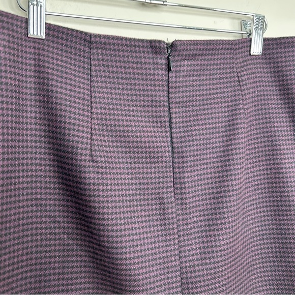 Le Chateau Mini Houndstooth Pencil Skirt Black and Plum Size  8 - Picture 7 of 8